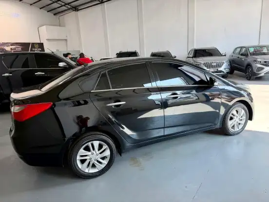 HYUNDAI-HB20S-1.6 PREMIUM 16V FLEX 4P AUTOMÁTICO HYUNDAI-HB20S-2014