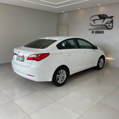 HYUNDAI-HB20S-1.6 PREMIUM 16V FLEX 4P MANUAL HYUNDAI-HB20S-2013