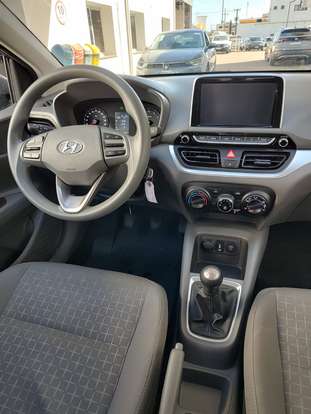 HYUNDAI-HB20S-2025