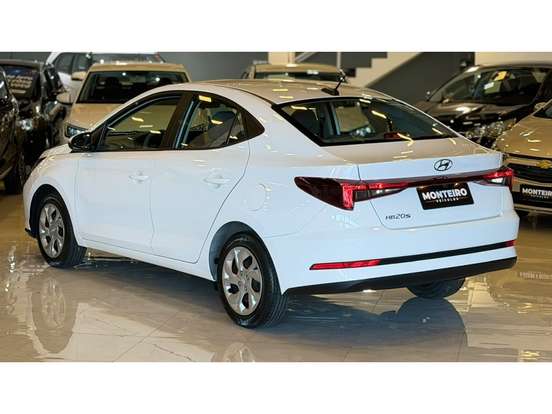 HYUNDAI-HB20S-2024