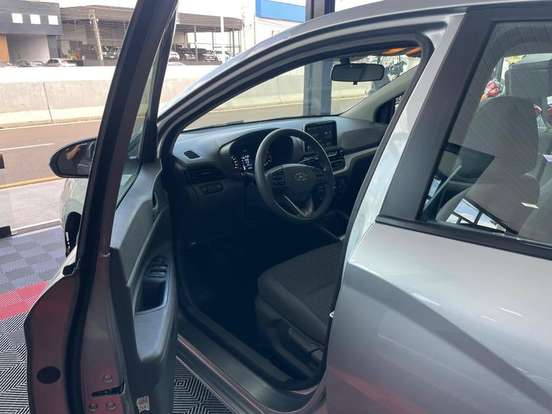 HYUNDAI-HB20S-2024