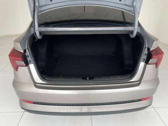 HYUNDAI-HB20S-2024