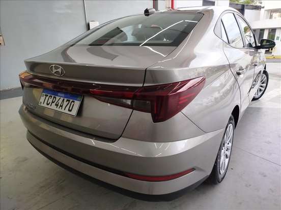 HYUNDAI-HB20S-2024