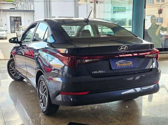 HYUNDAI-HB20S-2025