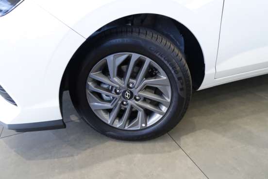 HYUNDAI-HB20S-2026