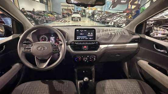 HYUNDAI-HB20S-2023