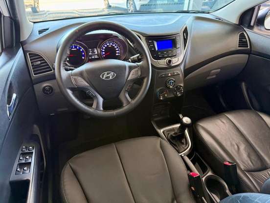 HYUNDAI-HB20S-2014