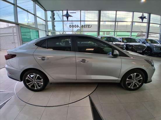 HYUNDAI-HB20S-2023