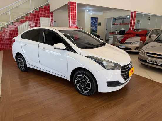 HYUNDAI-HB20S-2017