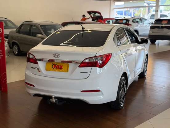HYUNDAI-HB20S-1.6 COMFORT PLUS 16V FLEX 4P AUTOMÁTICO HYUNDAI-HB20S-2017