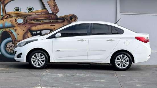 HYUNDAI-HB20S-2014