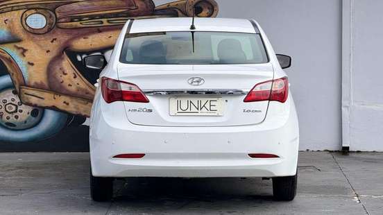 HYUNDAI-HB20S-2014