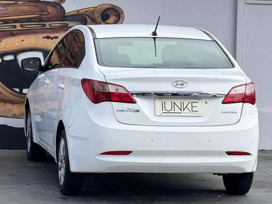 HYUNDAI-HB20S-1.6 COMFORT PLUS 16V FLEX 4P MANUAL HYUNDAI-HB20S-2014