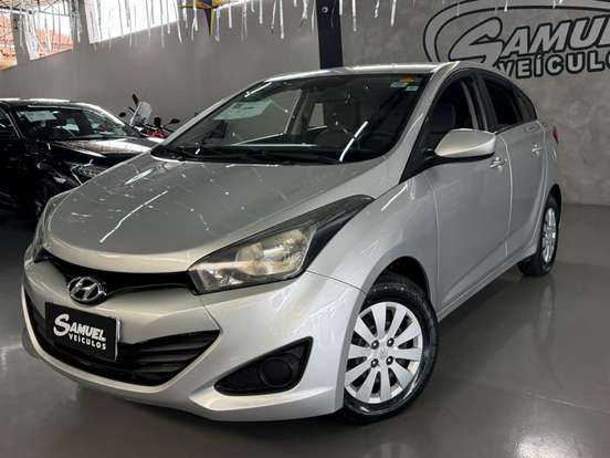 HYUNDAI-HB20S-2015