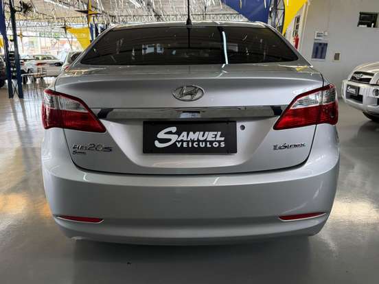 HYUNDAI-HB20S-2015