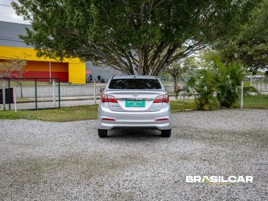 HYUNDAI-HB20S-2017