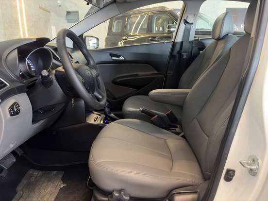 HYUNDAI-HB20S-2016