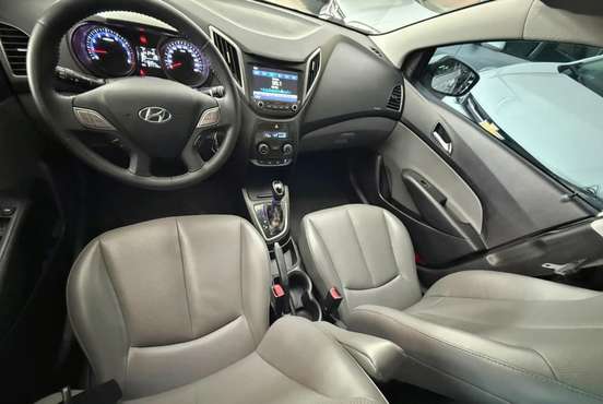 HYUNDAI-HB20S-1.6 PREMIUM 16V FLEX 4P AUTOMÁTICO HYUNDAI-HB20S-2016