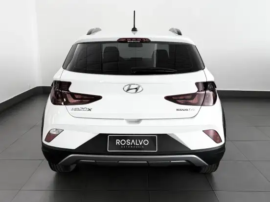 HYUNDAI-HB20X-2020
