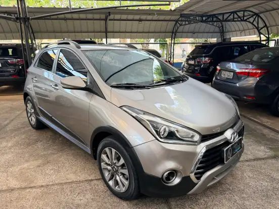 HYUNDAI-HB20X-1.6 16V PREMIUM FLEX 4P AUTOMÁTICO HYUNDAI-HB20X-2017