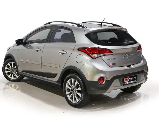 HYUNDAI-HB20X-1.6 16V PREMIUM FLEX 4P AUTOMÁTICO HYUNDAI-HB20X-2017