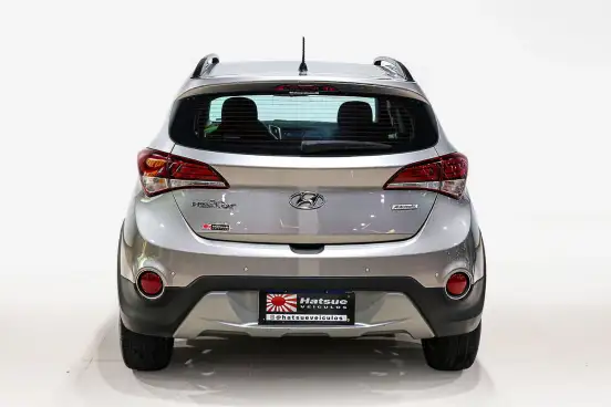 HYUNDAI-HB20X-2017