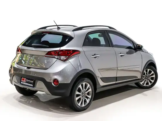 HYUNDAI-HB20X-1.6 16V PREMIUM FLEX 4P AUTOMÁTICO HYUNDAI-HB20X-2017