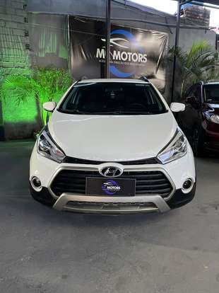 HYUNDAI-HB20X-2016