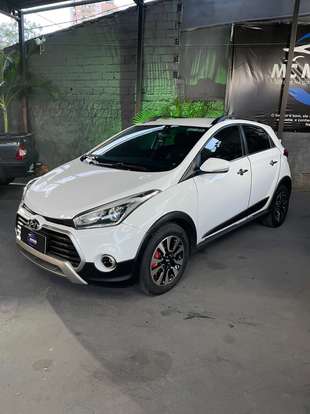HYUNDAI-HB20X-2016