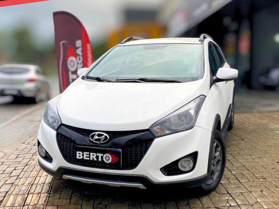 HYUNDAI-HB20X-1.6 16V PREMIUM FLEX 4P AUTOMÁTICO HYUNDAI-HB20X-2015