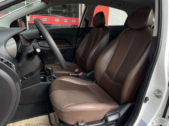 HYUNDAI-HB20X-2016