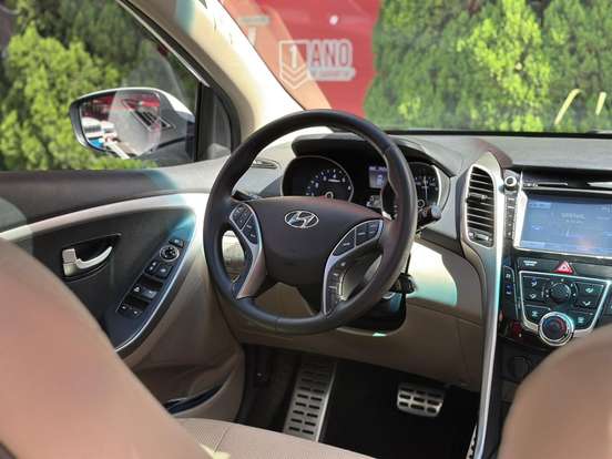 HYUNDAI-I30-2015
