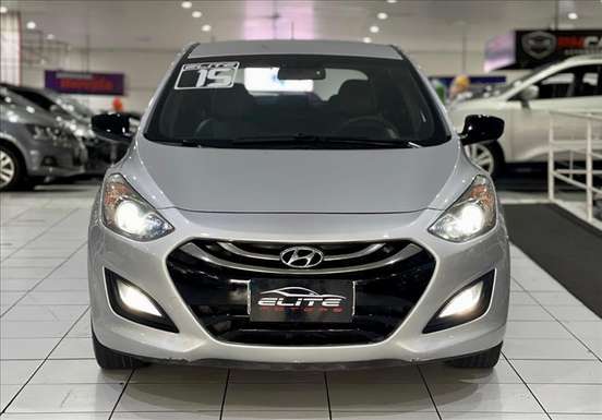 HYUNDAI-I30-1.8 MPI 16V GASOLINA 4P AUTOMATICO HYUNDAI-I30-2015