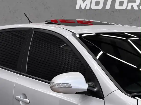 HYUNDAI-I30-2.0 MPFI GLS 16V GASOLINA 4P AUTOMÁTICO HYUNDAI-I30-2011