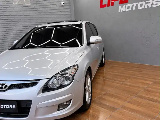 HYUNDAI-I30-2.0 MPFI GLS 16V GASOLINA 4P AUTOMÁTICO HYUNDAI-I30-2011