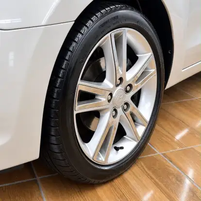 HYUNDAI-I30-2011