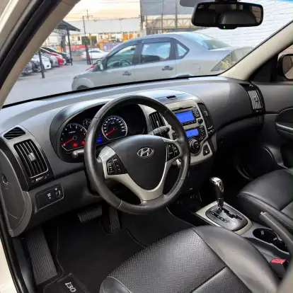 HYUNDAI-I30-2011