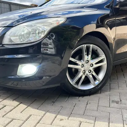 HYUNDAI-I30-2009