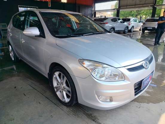 HYUNDAI-I30-2.0 MPFI GLS 16V GASOLINA 4P AUTOMÁTICO HYUNDAI-I30-2009