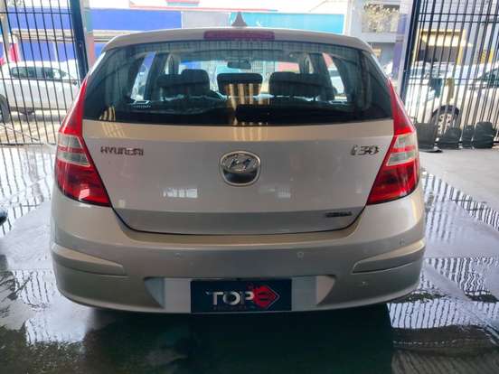 HYUNDAI-I30-2.0 MPFI GLS 16V GASOLINA 4P AUTOMÁTICO HYUNDAI-I30-2009