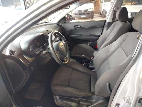 HYUNDAI-I30-2.0 MPFI GLS 16V GASOLINA 4P AUTOMÁTICO HYUNDAI-I30-2009