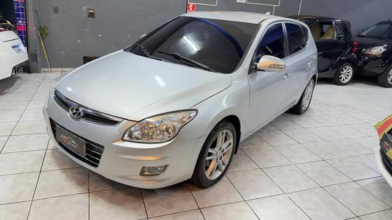 HYUNDAI I30 2.0 MPI 16V GASOLINA 4P AUTOMÁTICO