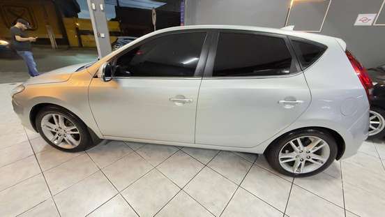 HYUNDAI-I30-2010