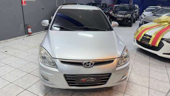 HYUNDAI-I30-2010