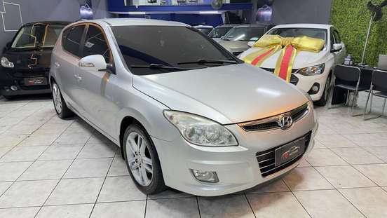 HYUNDAI-I30-2010