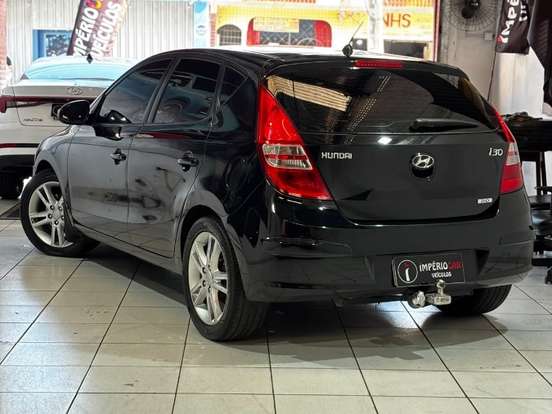 HYUNDAI-I30-2.0 MPI 16V GASOLINA 4P MANUAL HYUNDAI-I30-2010
