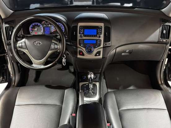 HYUNDAI-I30-2.0 MPI 16V GASOLINA 4P MANUAL HYUNDAI-I30-2010