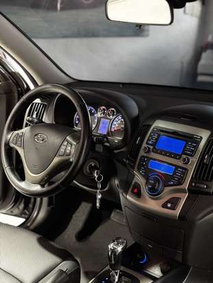 HYUNDAI-I30-2010
