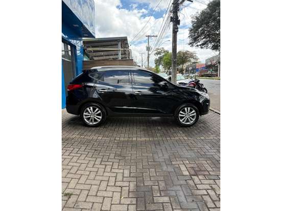 HYUNDAI-IX35-2.0 MPFI GLS 4X2 16V GASOLINA 4P AUTOMÁTICO HYUNDAI-IX35-2011