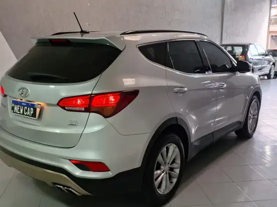 HYUNDAI-SANTA FÉ-3.3 MPFI 4X4 V6 270CV GASOLINA 4P AUTOMÁTICO HYUNDAI-SANTA FÉ-2015